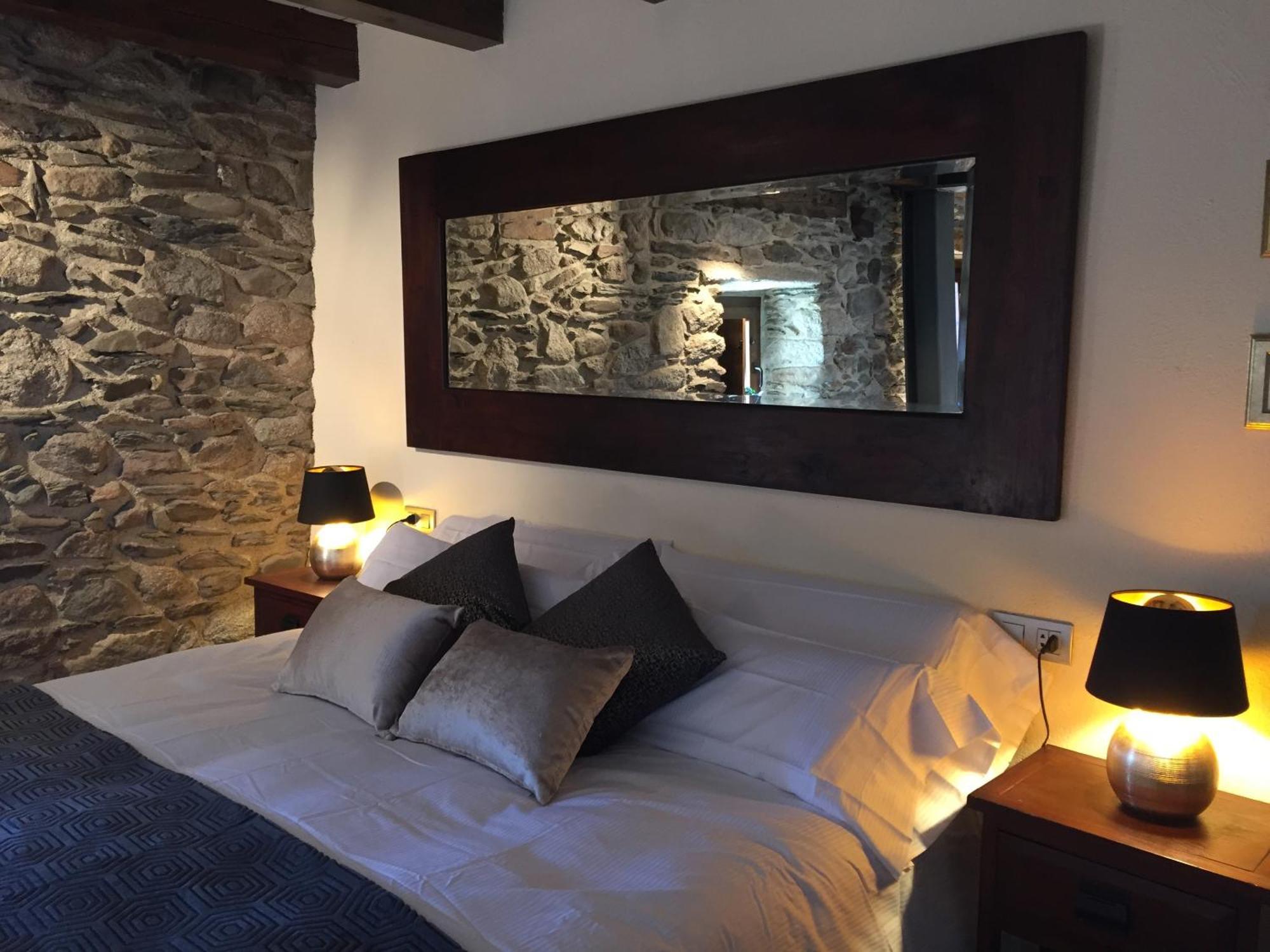 Mas Farner - Adults Only Bed and Breakfast Llivia Exteriör bild